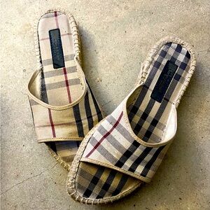 Burberry espadrilles. Original design print.